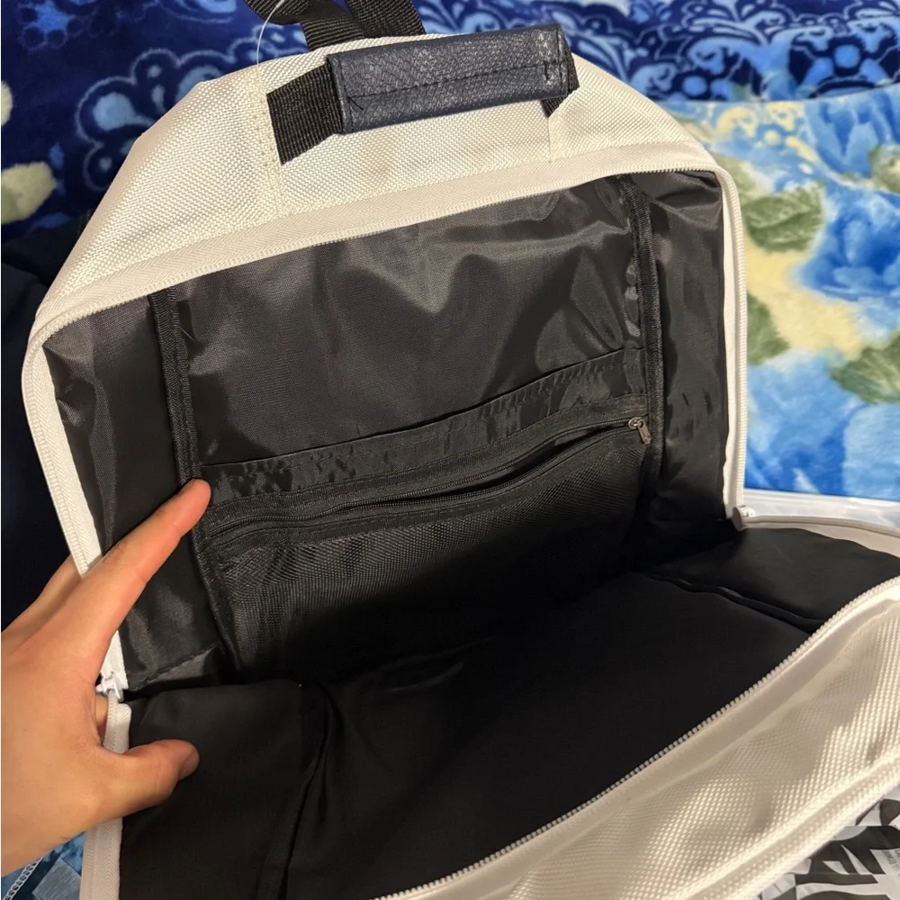 Jordan White and Blue Backpack - Picture 3 of 3